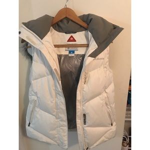 Columbia white vest